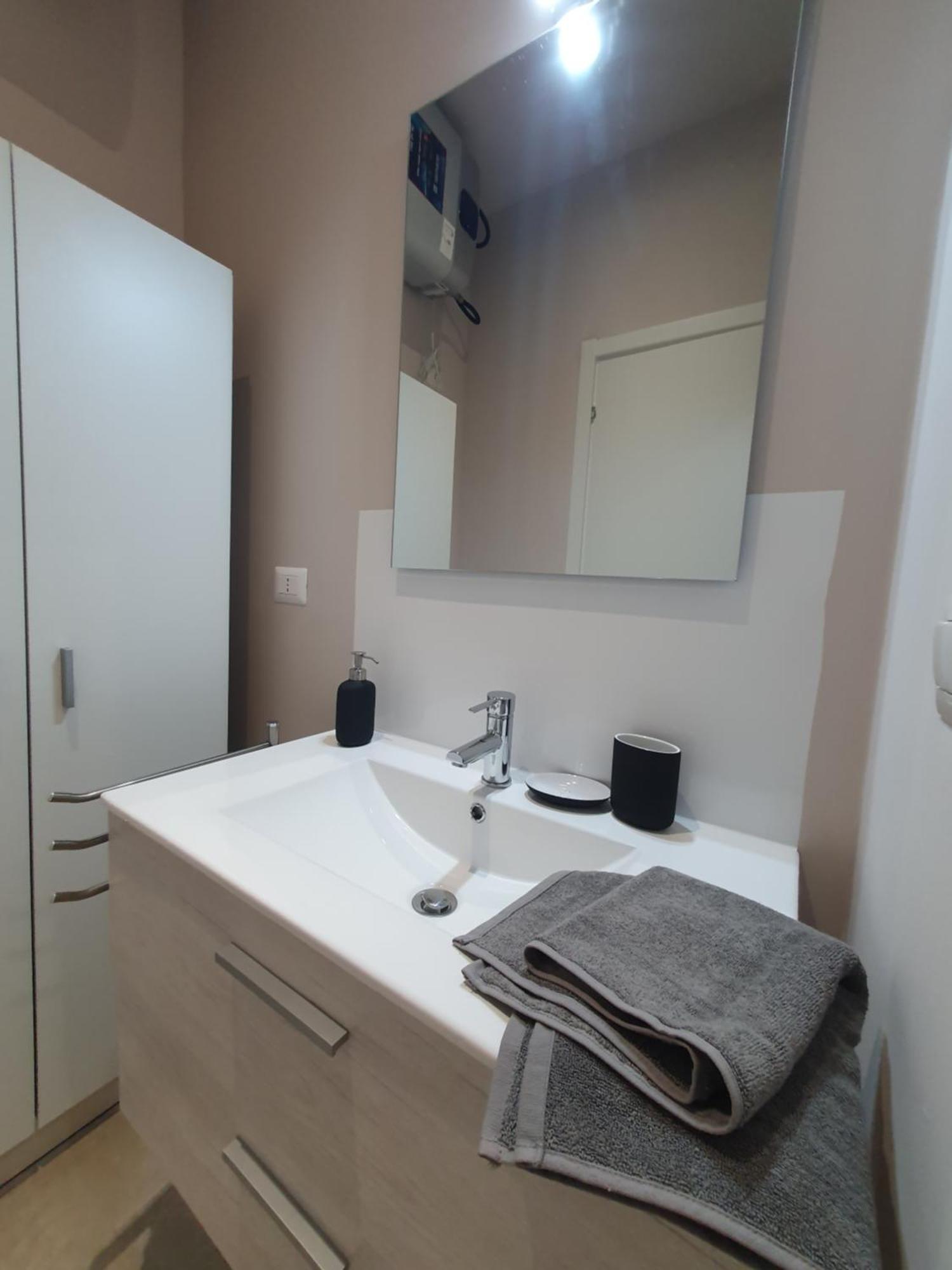 Gambara Metro Apartment Milano Dış mekan fotoğraf